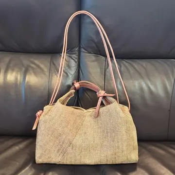 mica della valle (ミカデラヴァッレ)の2WAYバッグ