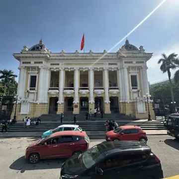 ベトナム　ハノイ　ハノイ歌劇場