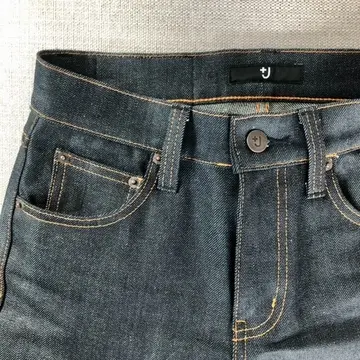 UNIQLO +J セルビッジ　デニム