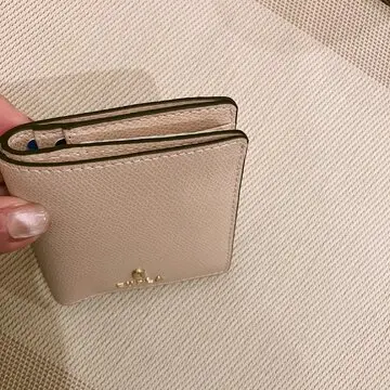 FURLA  フルラ　ミニ財布　小銭入れ　コインケース　高島屋　jマダム アラフィー　アラフィフ　名刺入れ　小銭入れ　ブランド財布　