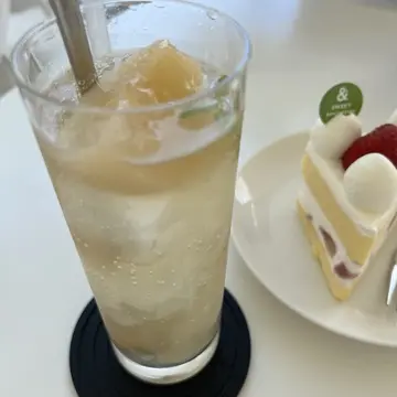 白桃ゼリーのジンジャーエール