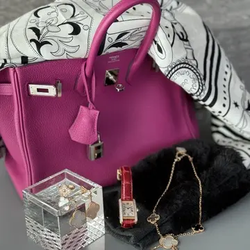 エルメスバーキン２５　ヴァンクリーフ＆アーペル　カルティエ