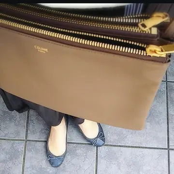 ファルファーレ　バレエシューズ
セリーヌ　トリオ