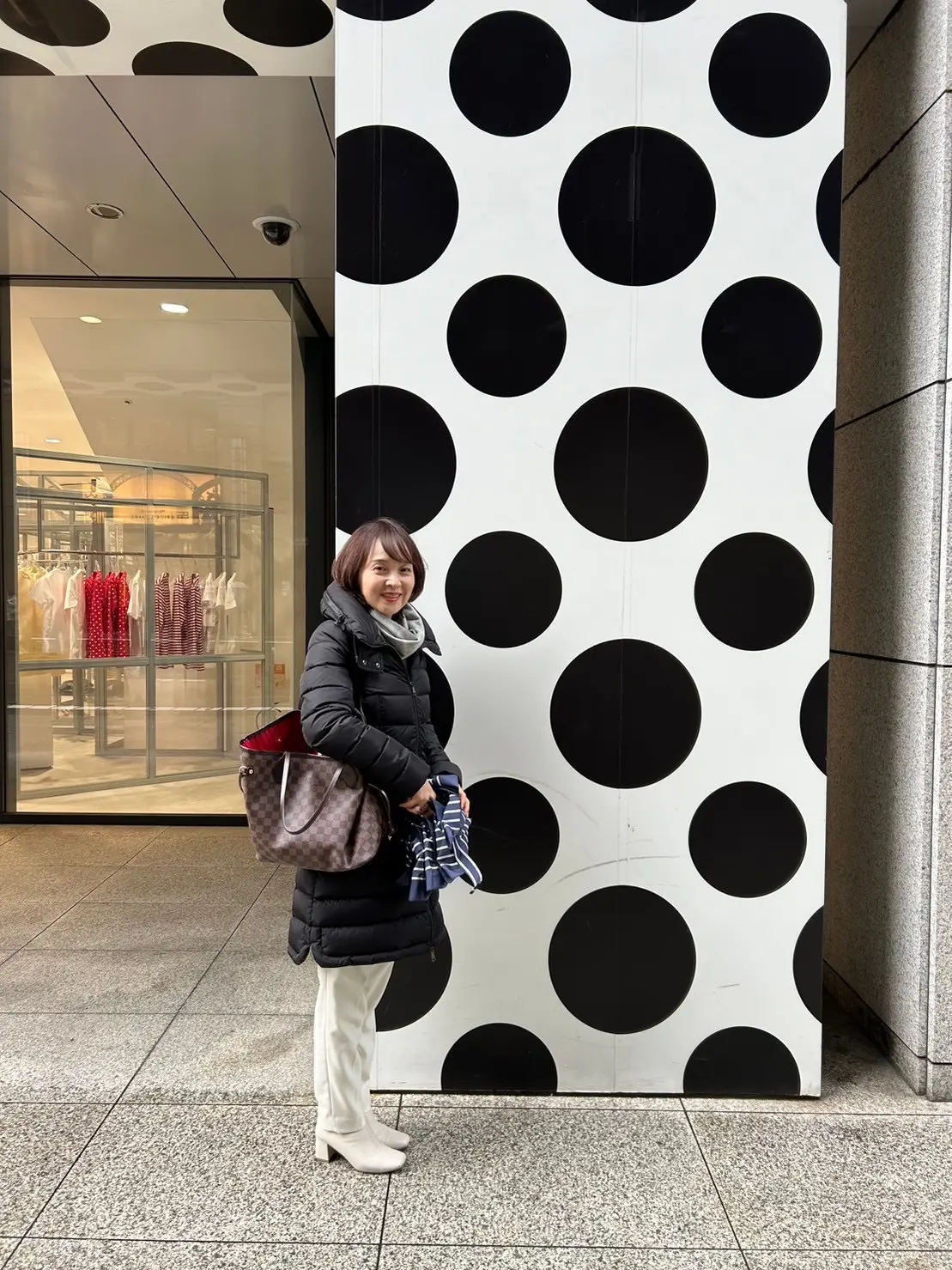 丸の内仲通りで記念写真