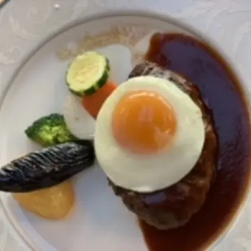 子どもは、やはりハンバーグが大好き❤