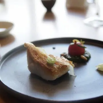 ポワレ　金目鯛　鱗カリカリ　メゾンKEI