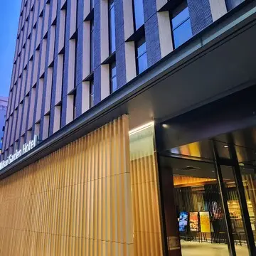 女子旅、金沢、金沢旅行、秋の金沢、40代ファッション、旅コーデ、加賀料理、21世紀美術館、御朱印　神社、金沢カフェ、茶屋街、三井ガーデンホテル金沢