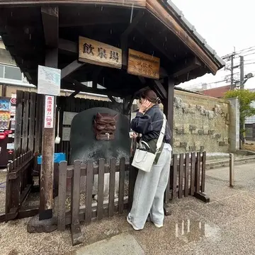 紙コップで少量頂きます。