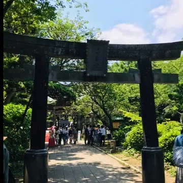 石鳥居　源頼朝