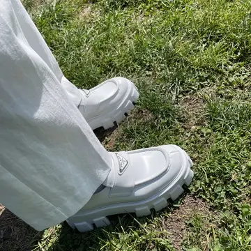 プラダPRADA　ローファー　靴