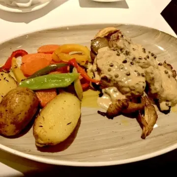 鶏肉のマスタードクリーム煮＆ローズマリーポテト