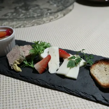 チーズ　前菜