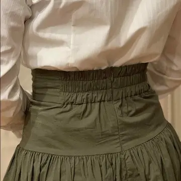 BORAスカート　後ろ姿