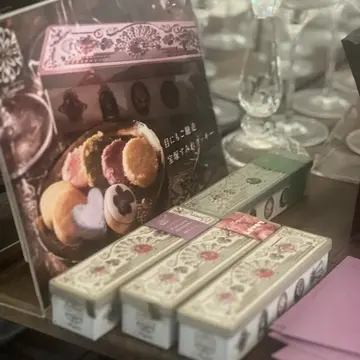 宝塚　ランチ　マグノリア　すみれクッキー