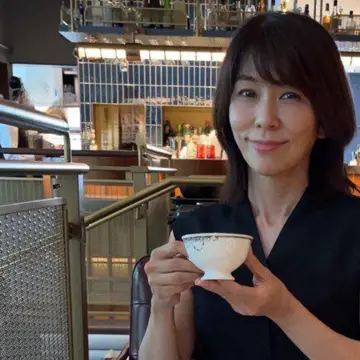 ヌン活　キンプトン新宿東京　ジルスチュアート　アフタヌーンティー　ホワイトフローラル　西新宿　新宿　ナチュラルビューティーベーシック　黒ワンピ