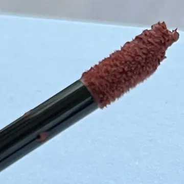 マットな発色なのに潤います