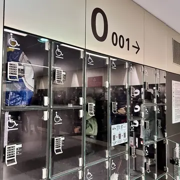 無料ロッカー