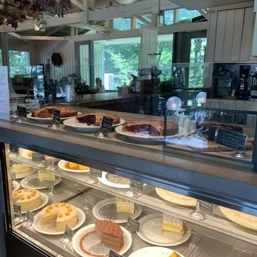 カフェ　ペーパームーン　ケーキ種類　紅茶　山中湖