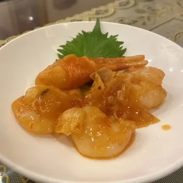 蟹爪と海老のピリ辛チリソース煮