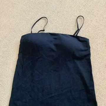 ユニクロブラキャミソール