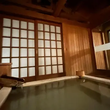 仙郷桜別邸奥の樹々　部屋付き露天風呂