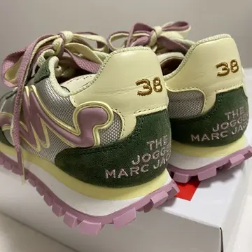 マークジェイコブス