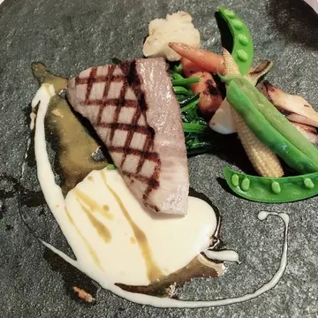 メインは鳥取県の寒ブリ