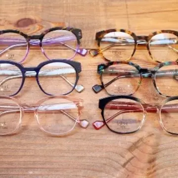 ginza 銀座　眼鏡　眼鏡のオシャレ　眼鏡コーデ　メガネ　メガネ女子　SACAI　　jマダムのコーデ　銀座グランパグラス　ginzagranpaglass MOSCOT モスコット　サカイ　　FAC