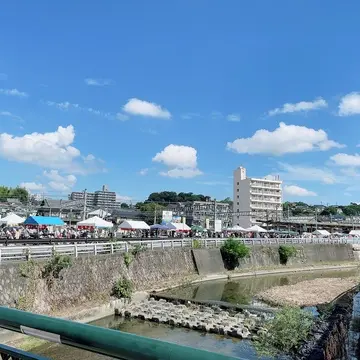 せともの大廉売市
