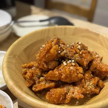 新大久保　テーハンミング　ヤンニョムチキン