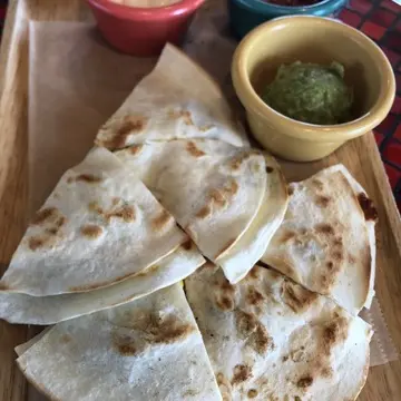 大好きな チキンケサディヤ