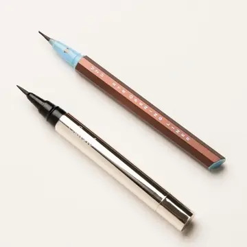 野毛さんおすすめのアイライナーは茶系。