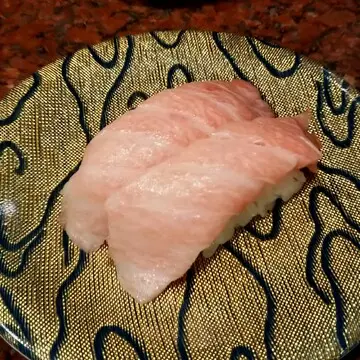 八食センター　回転ずし
大トロ