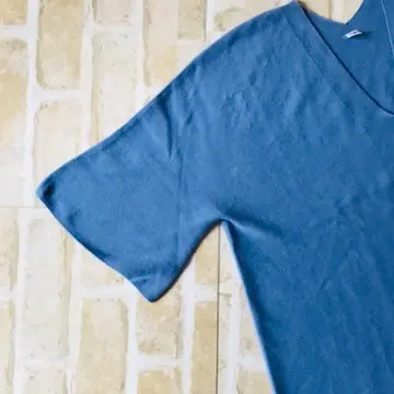 フレアスリーブ　UNIQLO