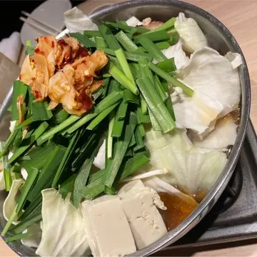 炙りもつ鍋　福岡　天神　一慶