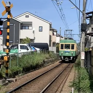 江ノ電　由比ヶ浜　踏切