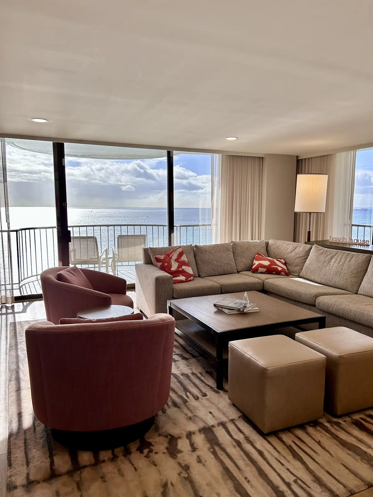 ラウンジから見る景色か素晴らしかった