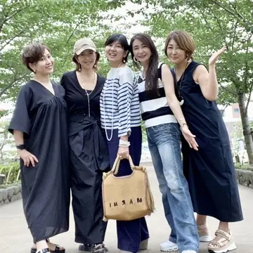 Jマダム仲間は黒＆ボーダーに分かれました