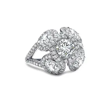 フォーエバーマーク 5ストーン フラワー ダイヤモンド リング