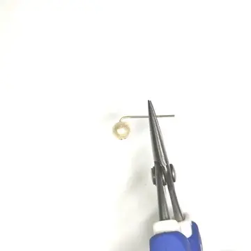 アクセサリー作り
イヤリングピアス作り