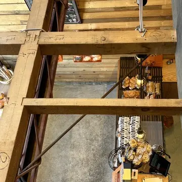 2Fから覗いた1F部分