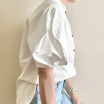 machattのポワン袖ブラウス①