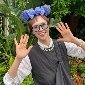 東京ディズニーリゾート　ミニーマウスカチューシャ　ディズニーランドカチューシャ紫　スリーコインズカバン