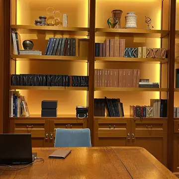 ビームス六本木ヒルズ　メンズの棚