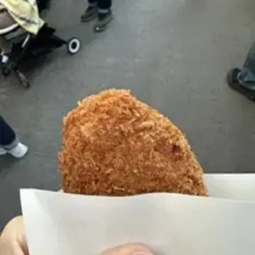 鎌倉 小町通り 葉山牛コロッケ