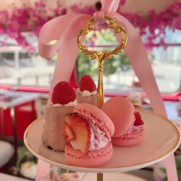 アフタヌーンティーバスツアー　１段目