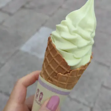 SA　シャインマスカットソフトクリーム