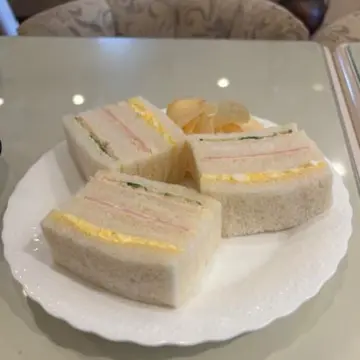 熱海　温泉　レトロ喫茶　コーヒー　温泉　熱海迎賓館　夏休み　国内旅行　温泉グルメ　サンドウィッチ