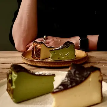 京都のレストラン「deico」料理　バスクチーズケーキ