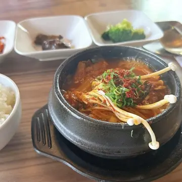 日替わりランチはチゲでした！